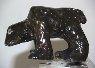 Ours blanc au mazout